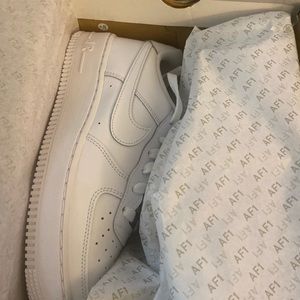 ** Brand new AF1